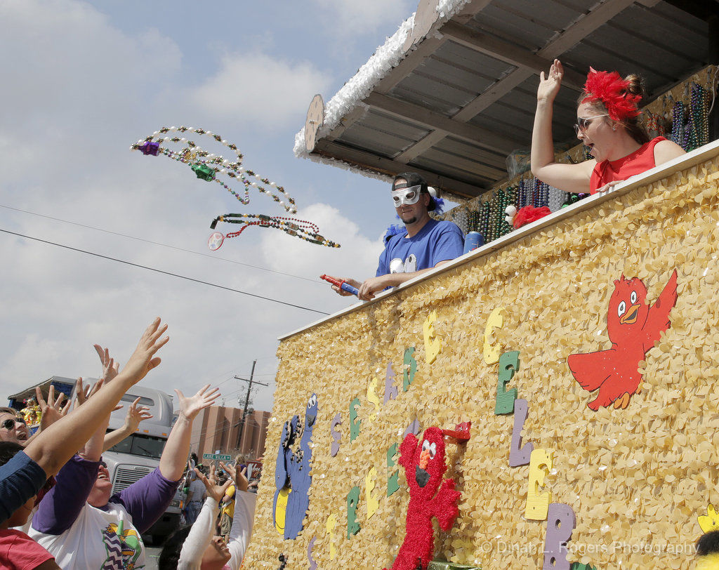 Elks of Jefferson, Jefferson Trucks wrap up Mardi Gras Day in Metairie